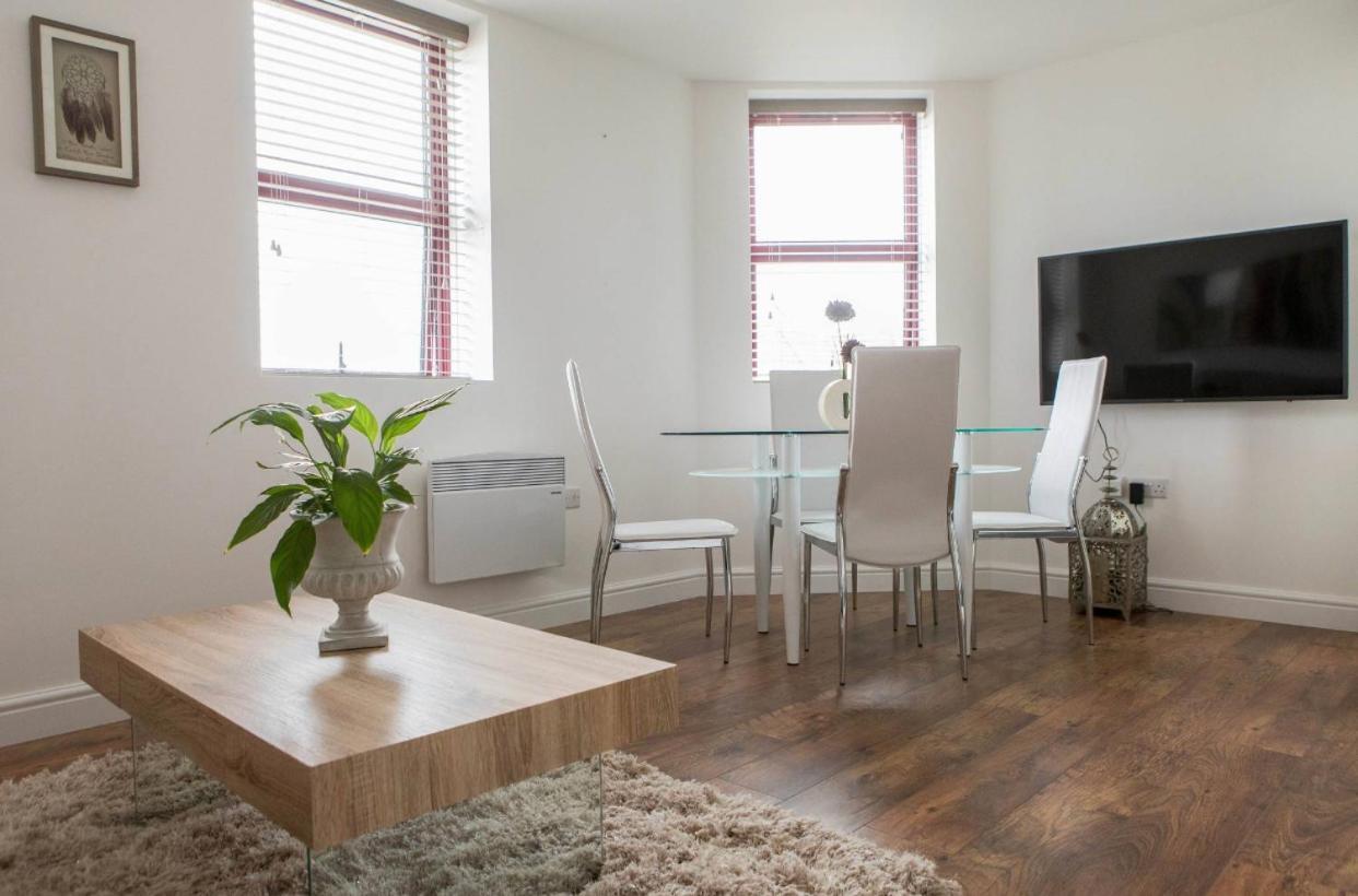 City Apartments By Elegance Living Peterborough Dış mekan fotoğraf