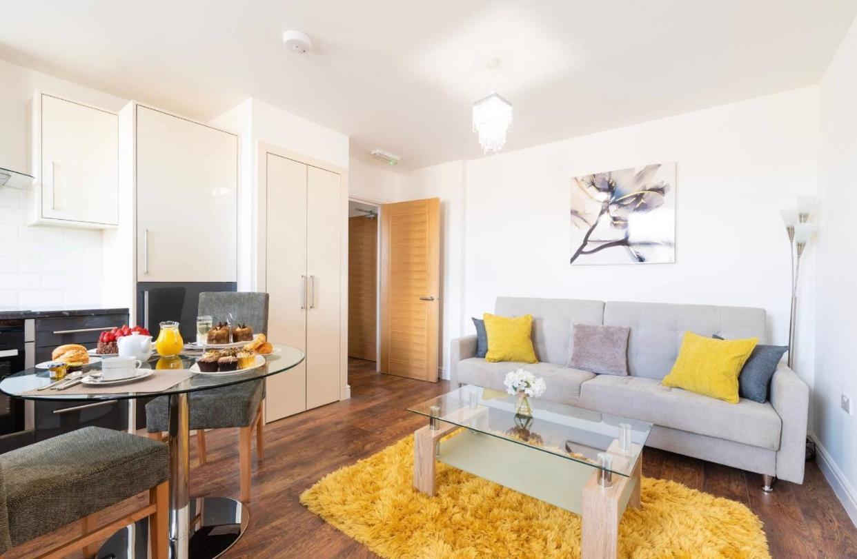 City Apartments By Elegance Living Peterborough Dış mekan fotoğraf